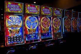 Pusat dukungan pelanggan king338 dengan opsi live chat dan email untuk bantuan Shio Game